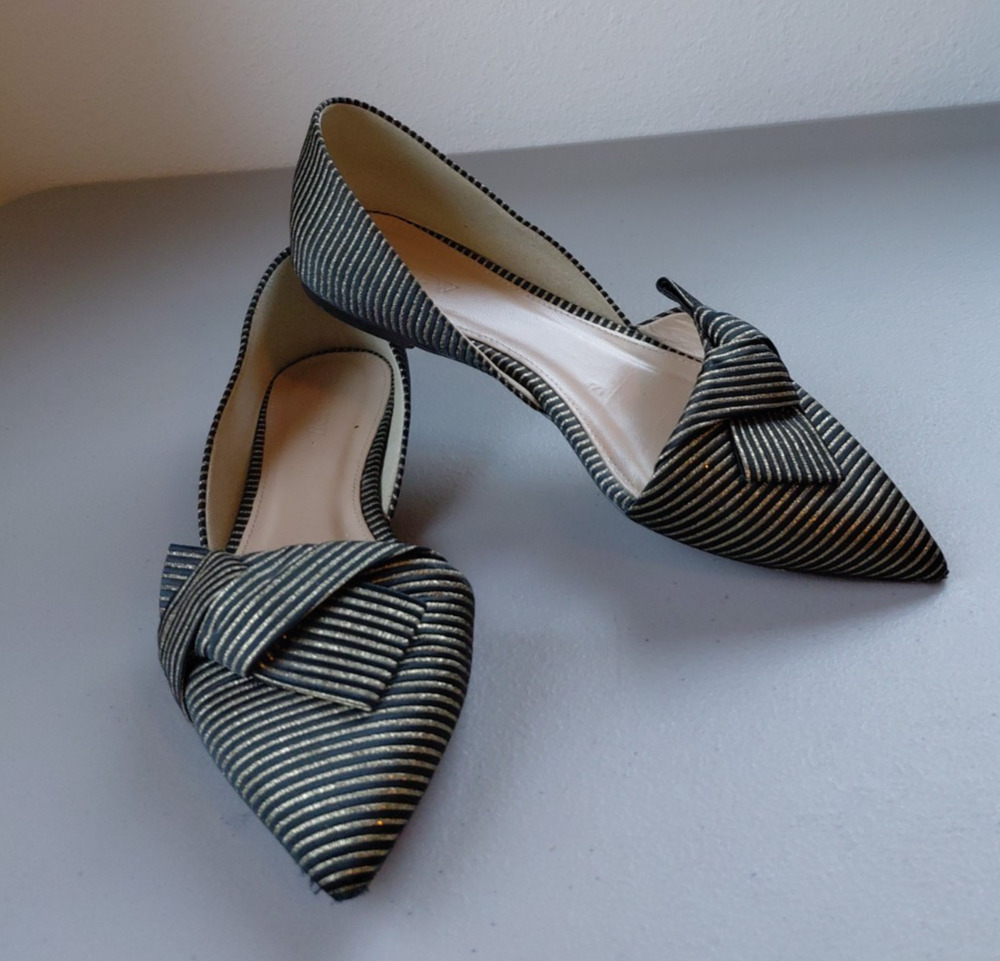 J.Crew Flats Women's 7M Leather Flats Black + Gold Slip On Pointed Toe Morocco